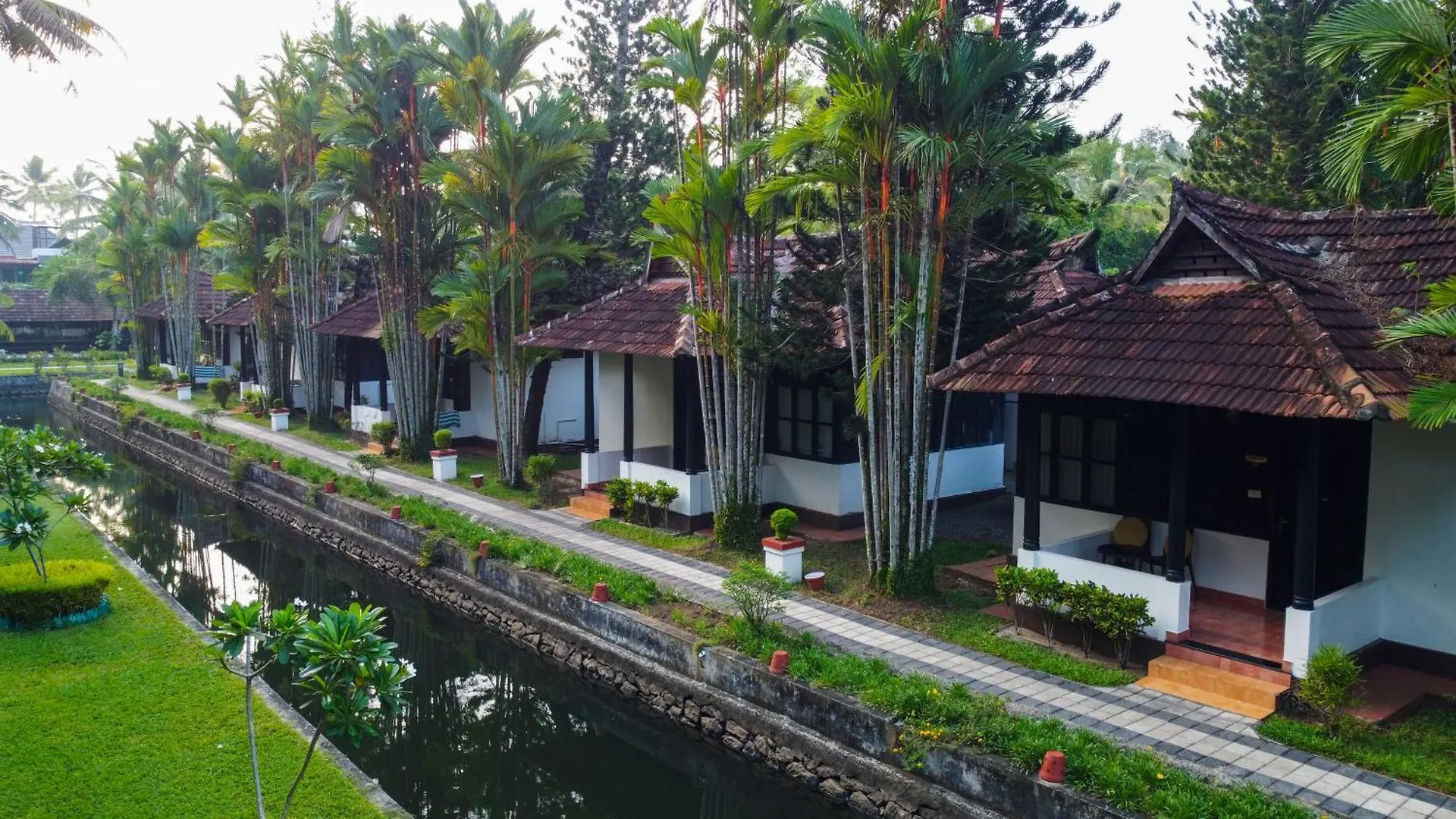 Paradise Heritage Resort Kumarakom