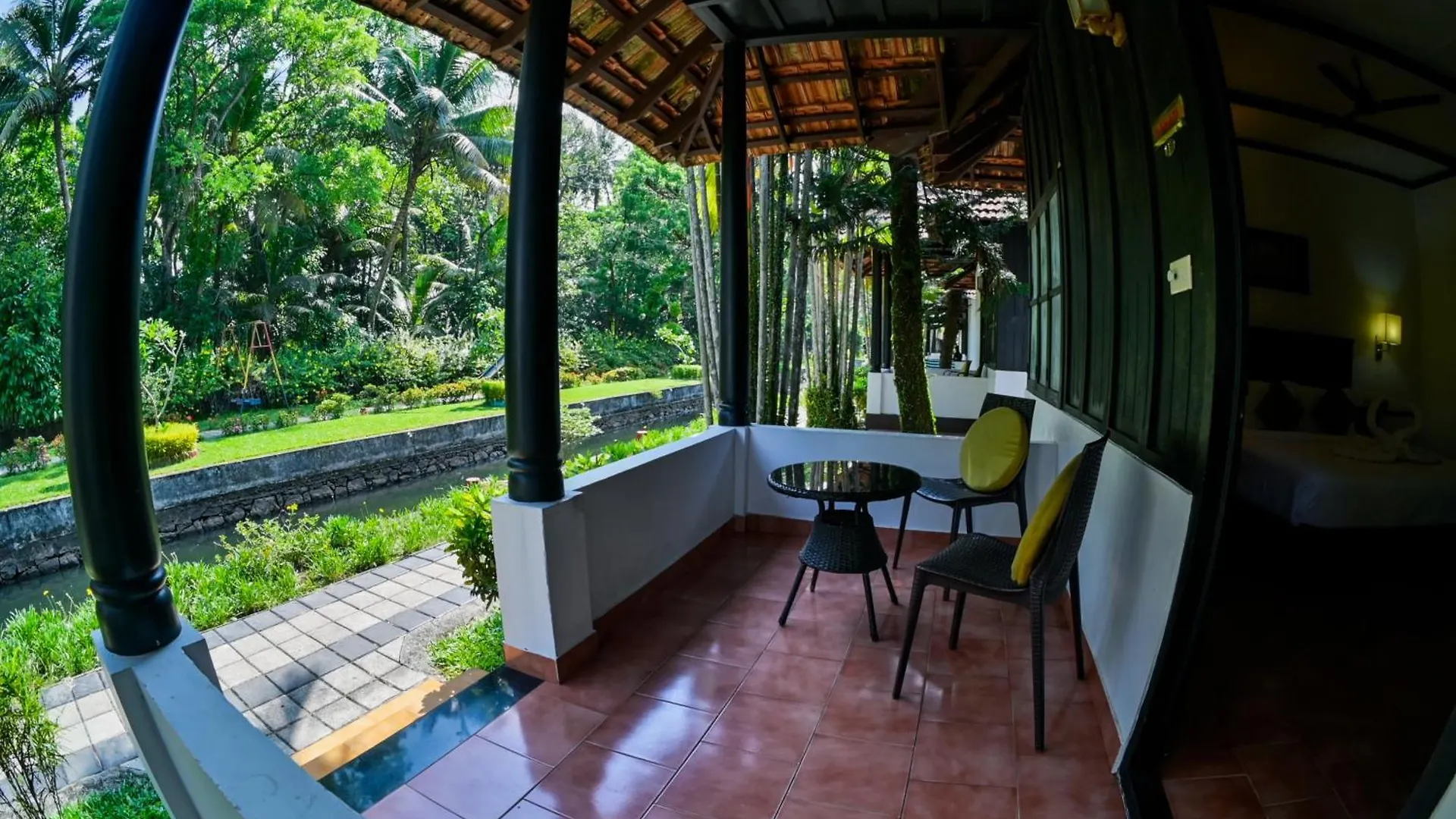 Paradise Heritage Resort Kumarakom 3*,