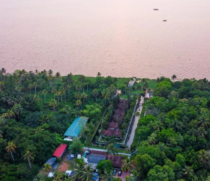 ***  Paradise Heritage Resort Kumarakom Indien