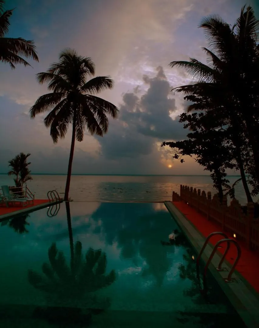 Paradise Heritage Resort Kumarakom